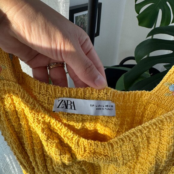 ZARA Yellow Knit Textured Tank with Floral Embroidered Straps – Size L - Picture 2 of 7